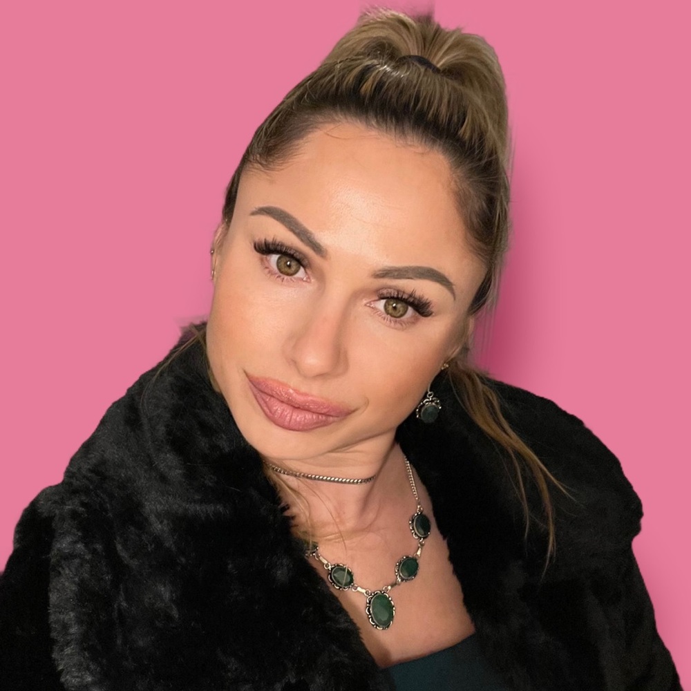Meet your Posher, Sara